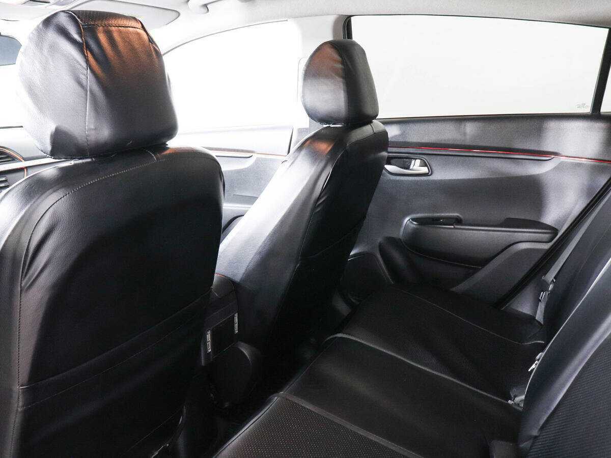 Купить Kia Rio с пробегом. Фото: #11