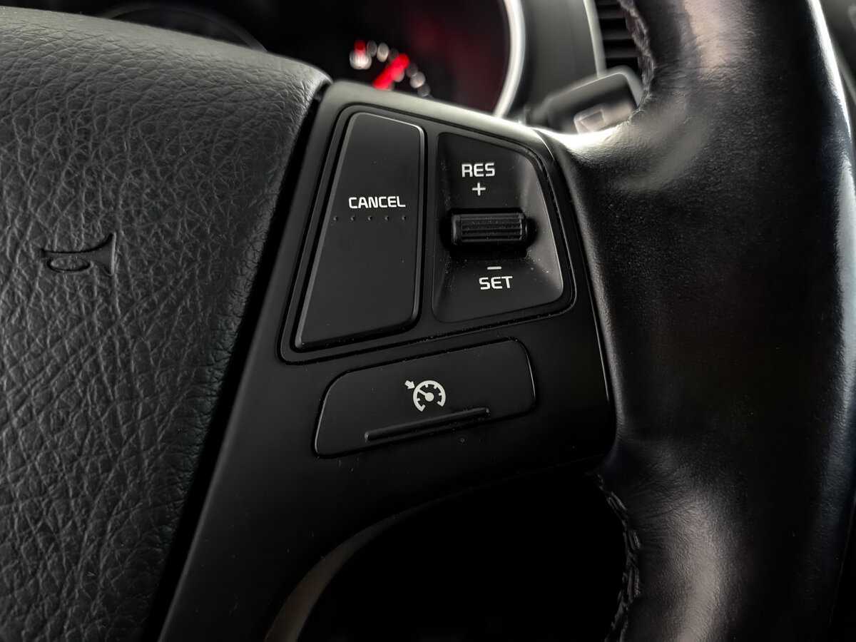 Купить Kia Sorento с пробегом. Фото: #28