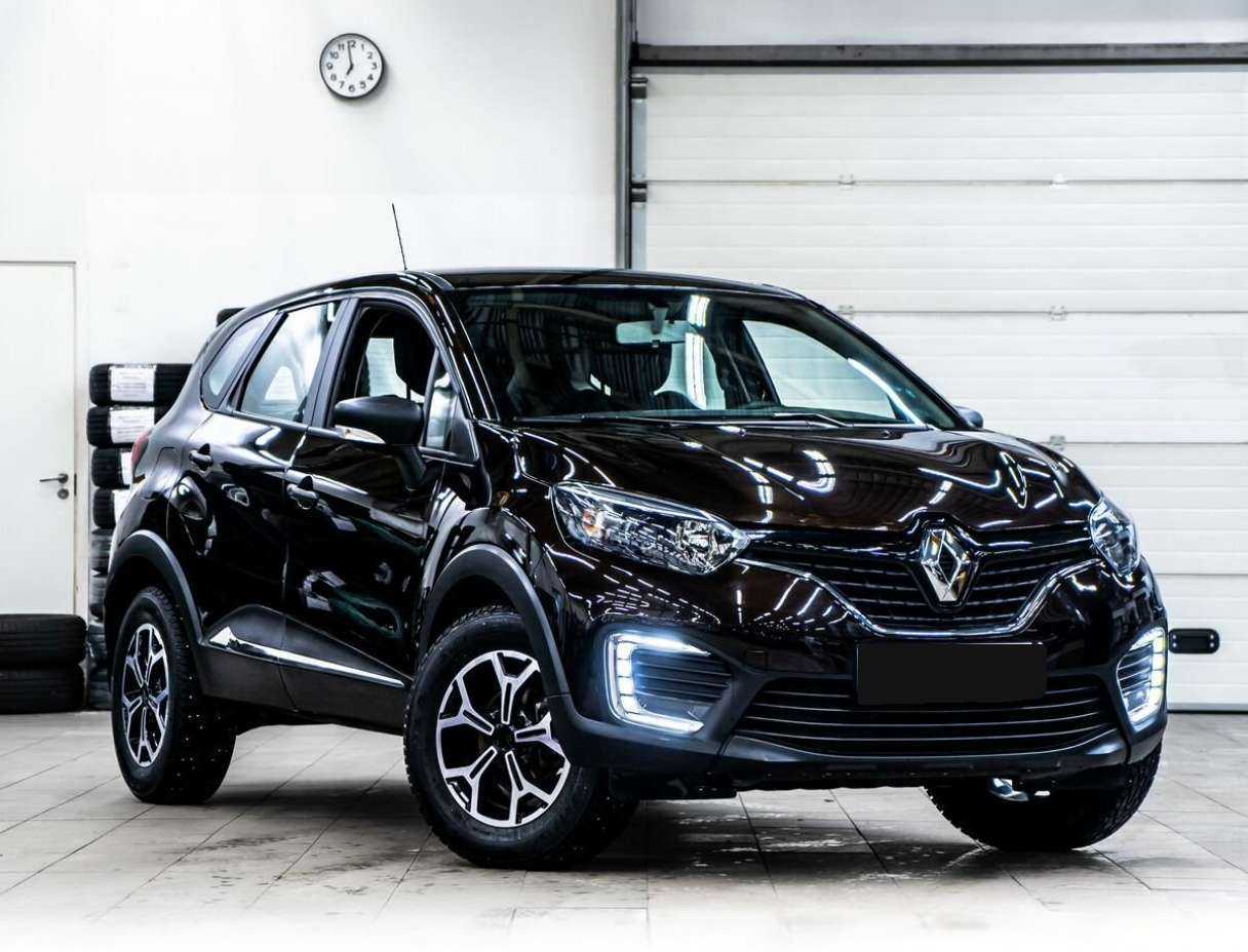 Купить Renault Kaptur с пробегом. Фото: #1