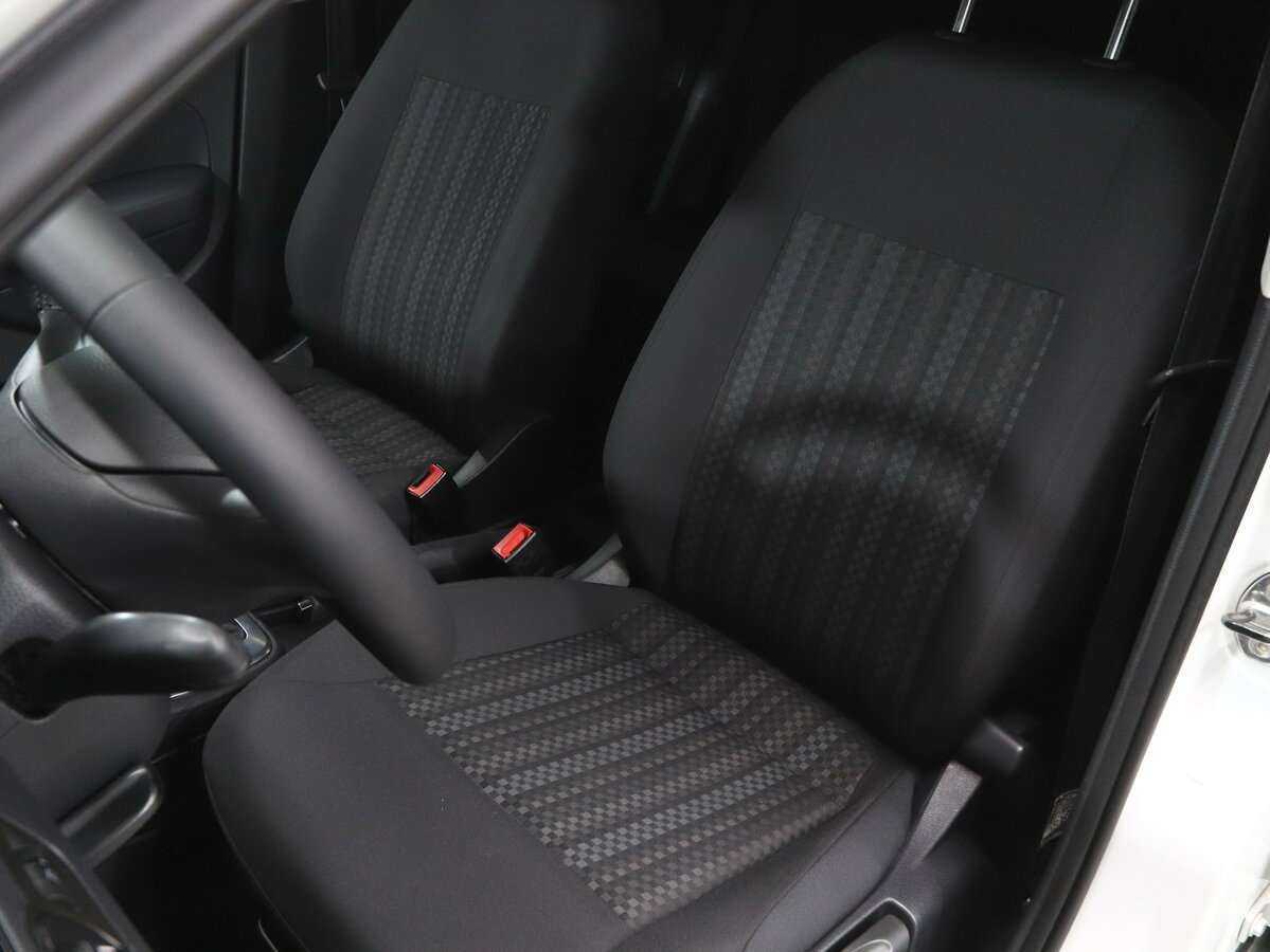 Купить Volkswagen Polo с пробегом. Фото: #11