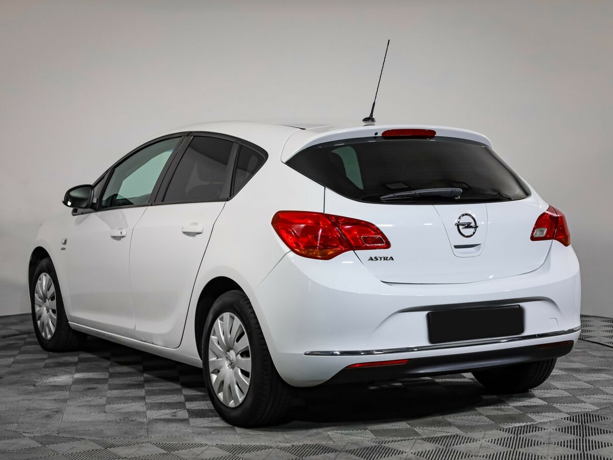 Купить Opel Astra с пробегом. Фото: #5