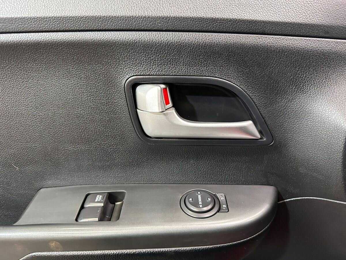 Купить Kia Rio с пробегом. Фото: #13