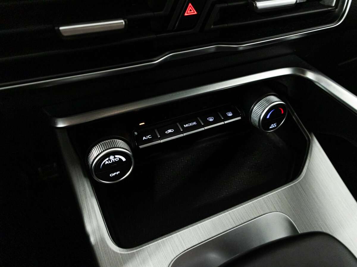 Купить Geely Coolray с пробегом. Фото: #19