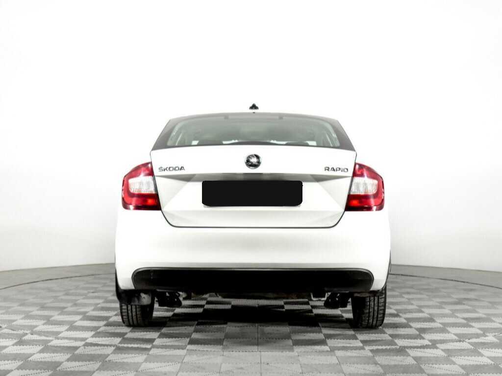 Купить Skoda Rapid с пробегом. Фото: #5