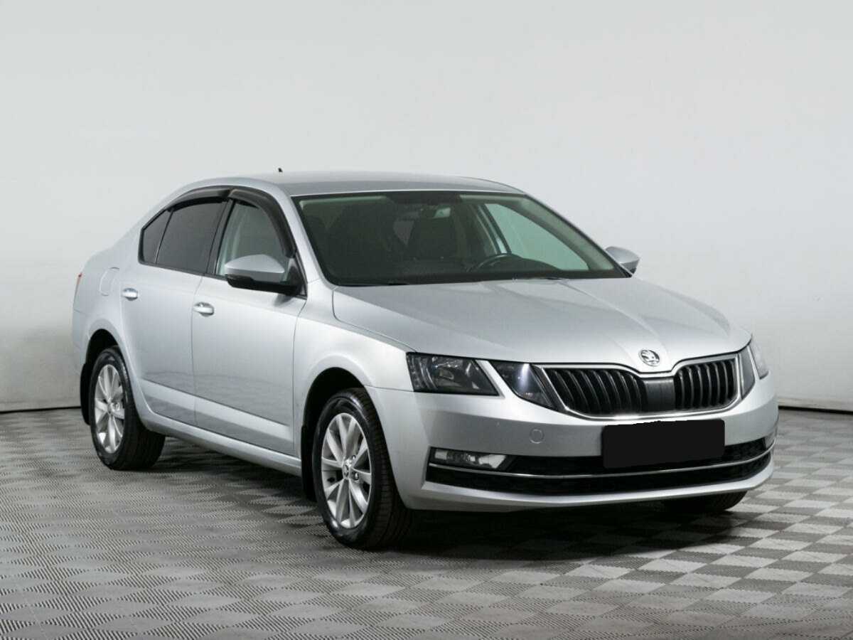 Купить Skoda Octavia с пробегом. Фото: #2