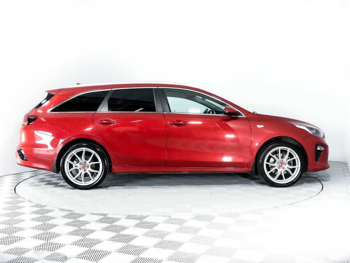 Купить Kia Ceed с пробегом. Фото: #3