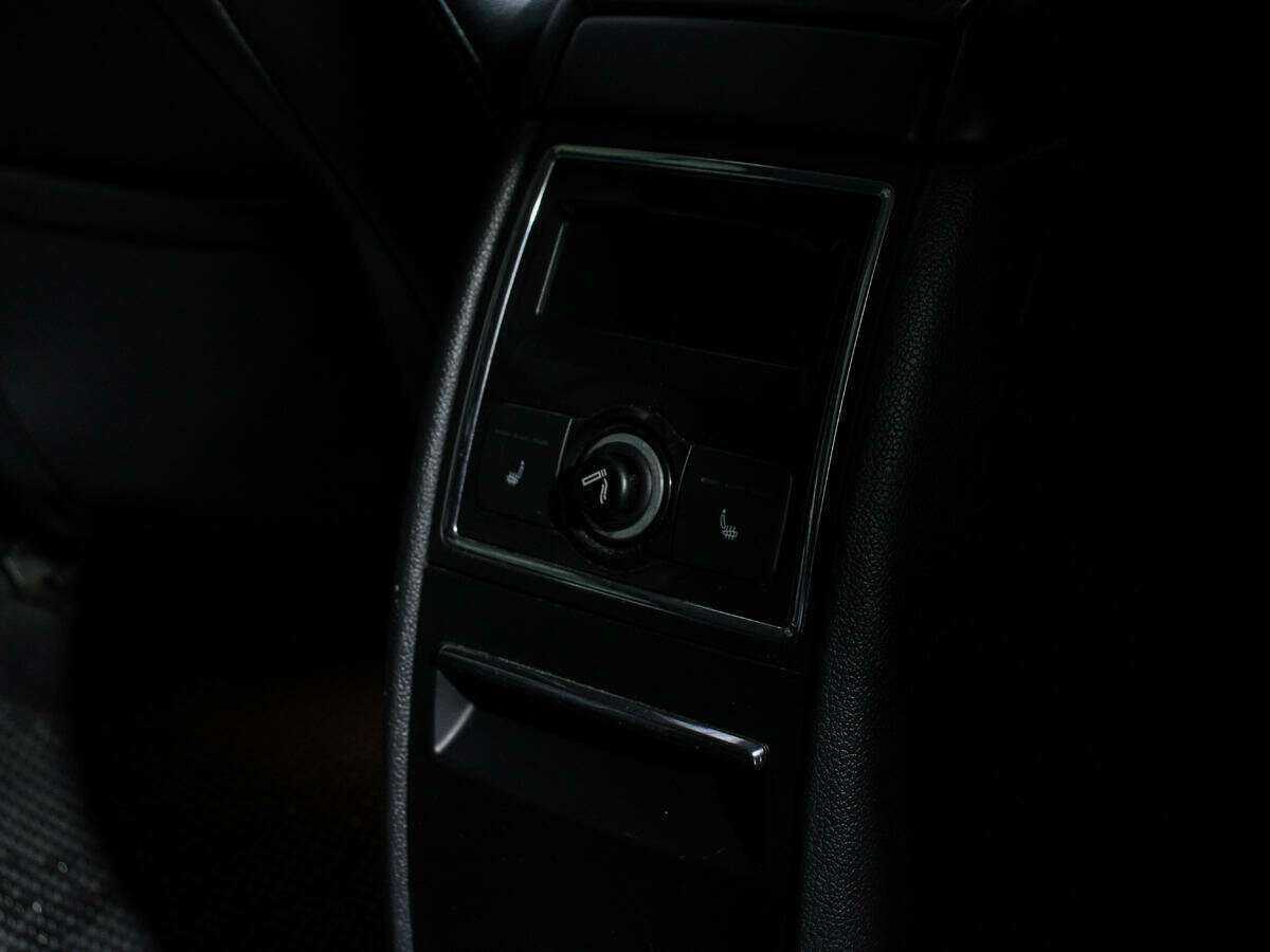 Купить Skoda Superb с пробегом. Фото: #18