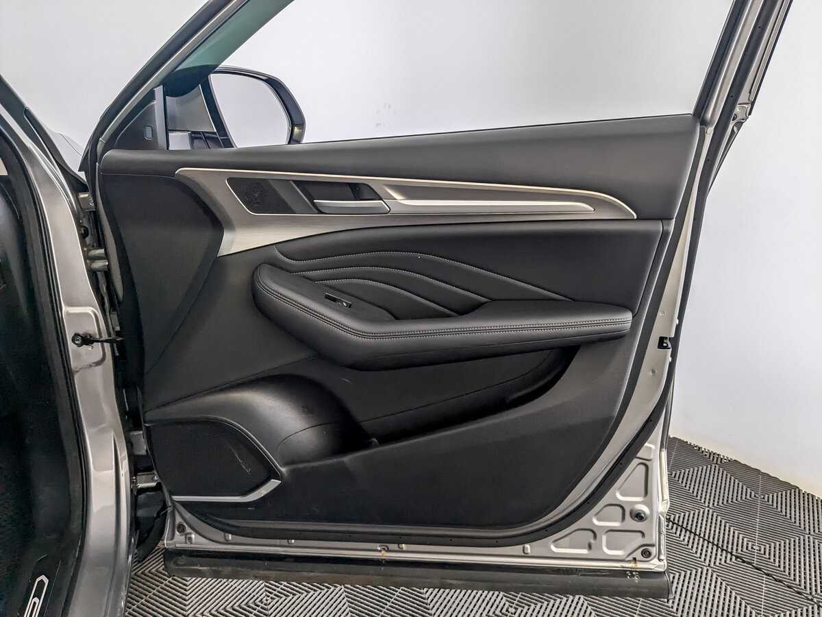 Купить Haval F7 с пробегом. Фото: #22