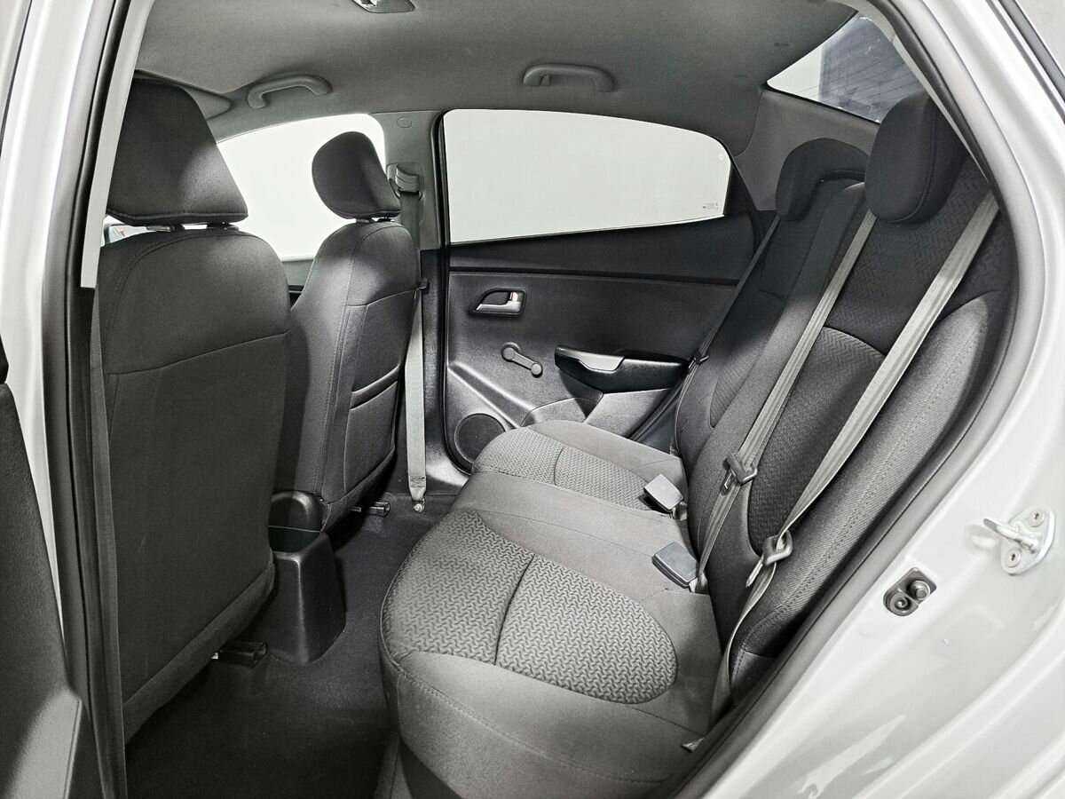 Купить Kia Rio с пробегом. Фото: #7