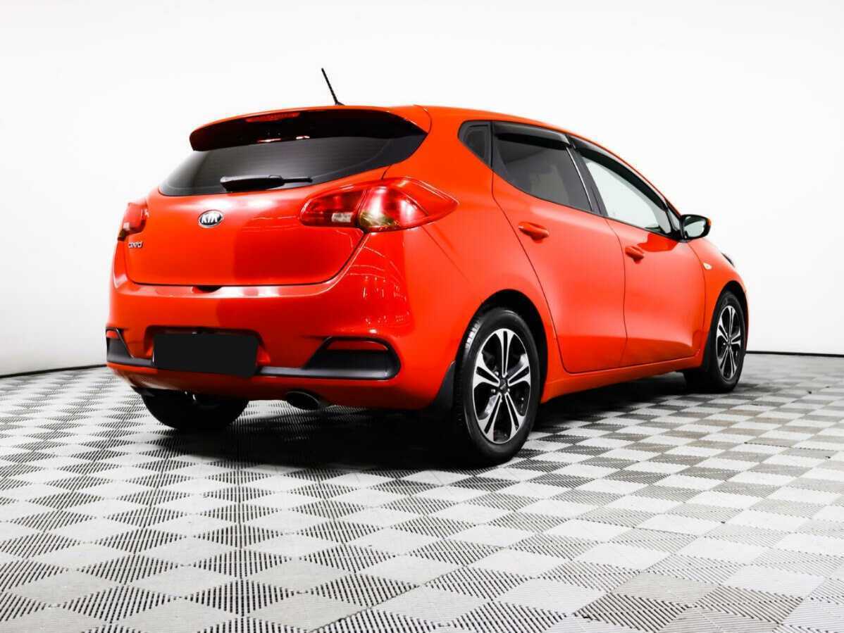 Купить Kia Ceed с пробегом. Фото: #3