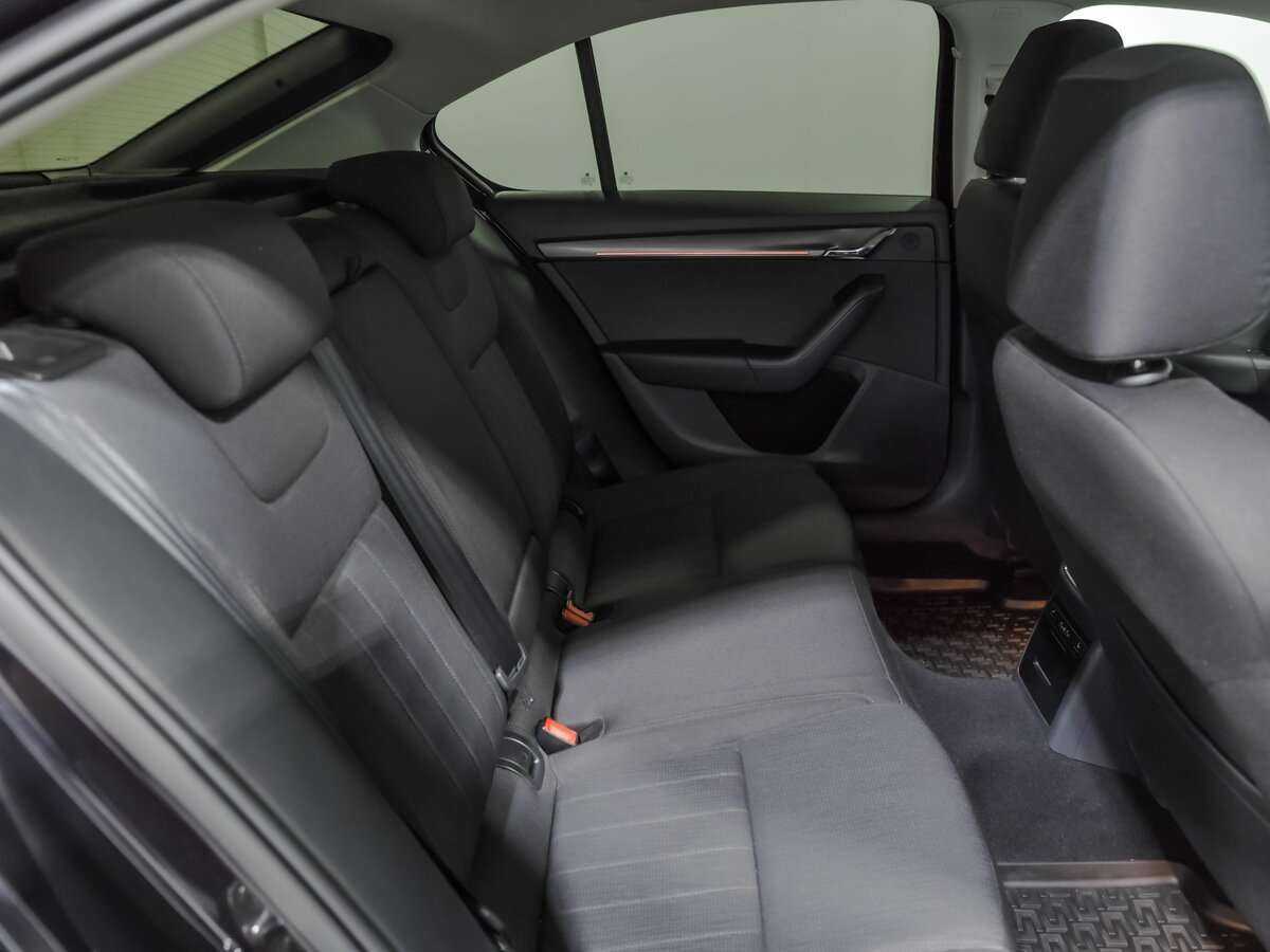 Купить Skoda Octavia с пробегом. Фото: #14