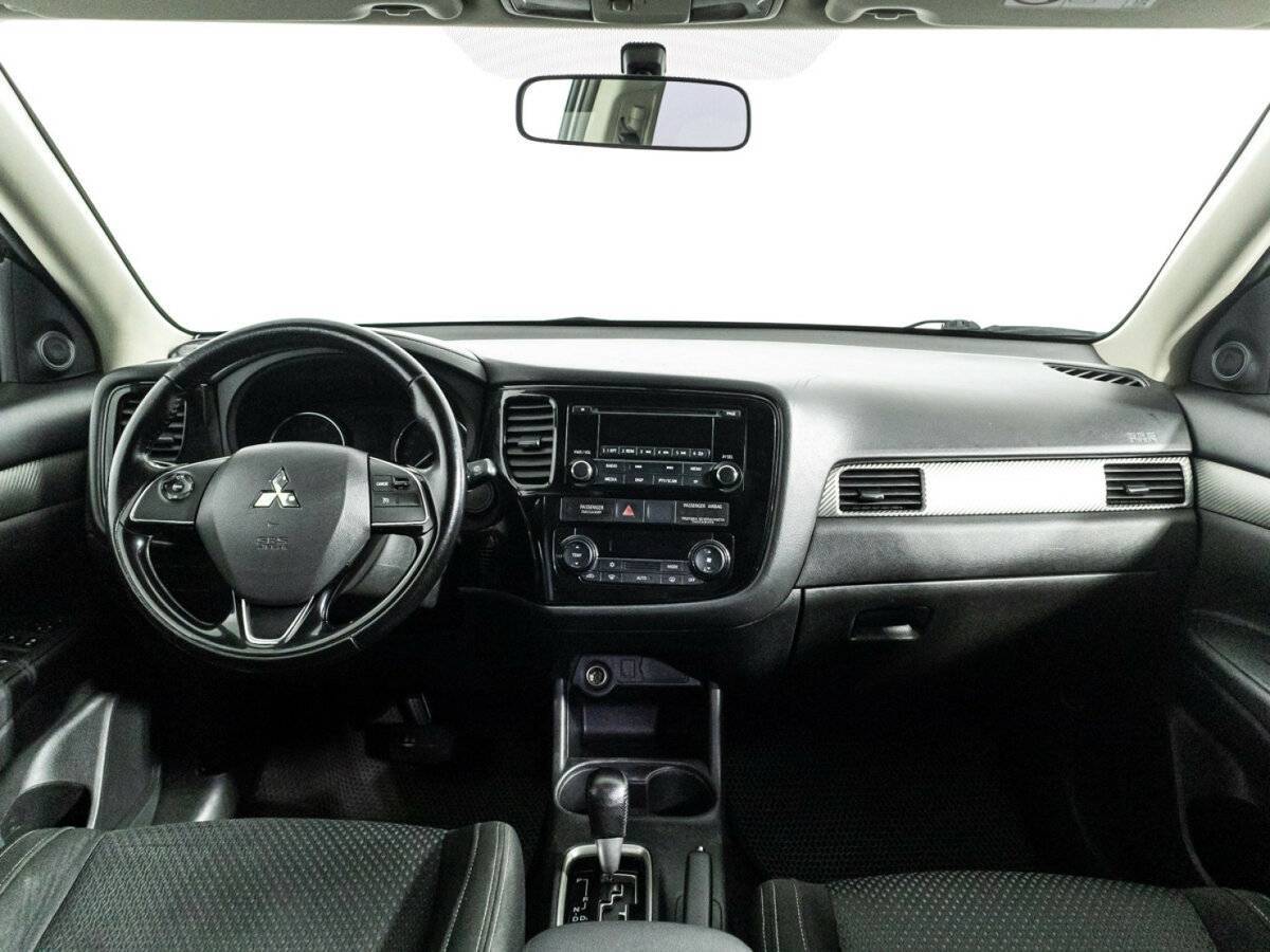Купить Mitsubishi Outlander с пробегом. Фото: #12