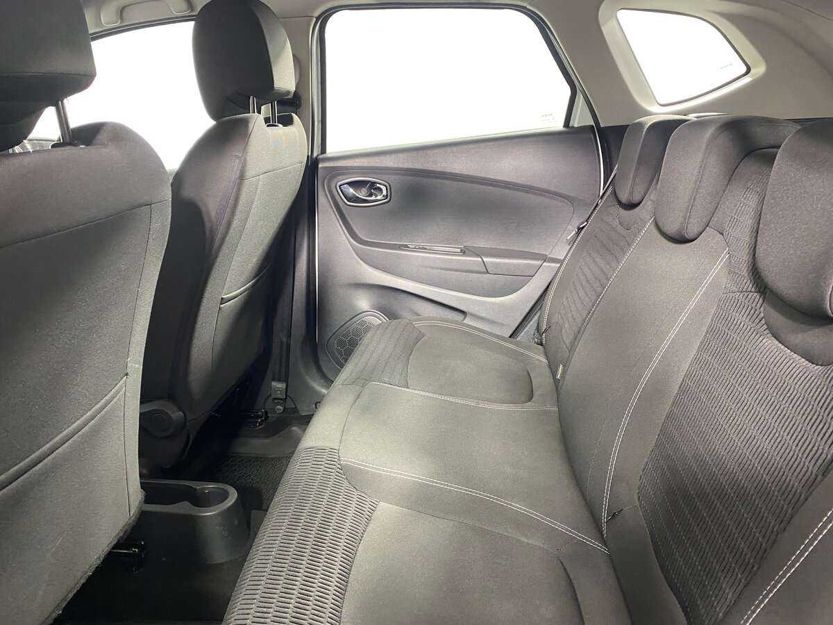 Купить Renault Kaptur с пробегом. Фото: #8