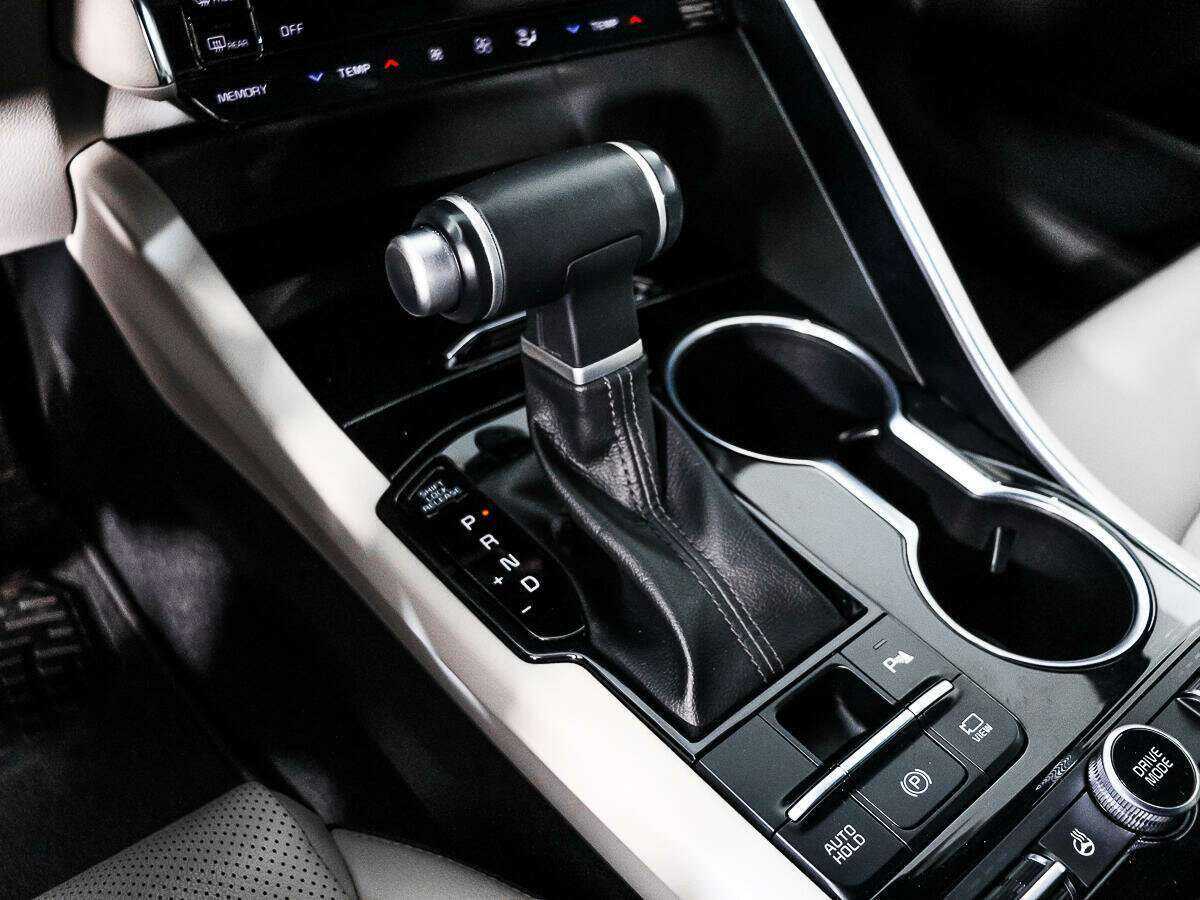 Купить Kia K5 с пробегом. Фото: #10