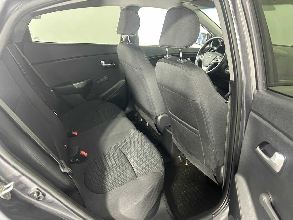 Купить Kia Rio с пробегом. Фото: #15