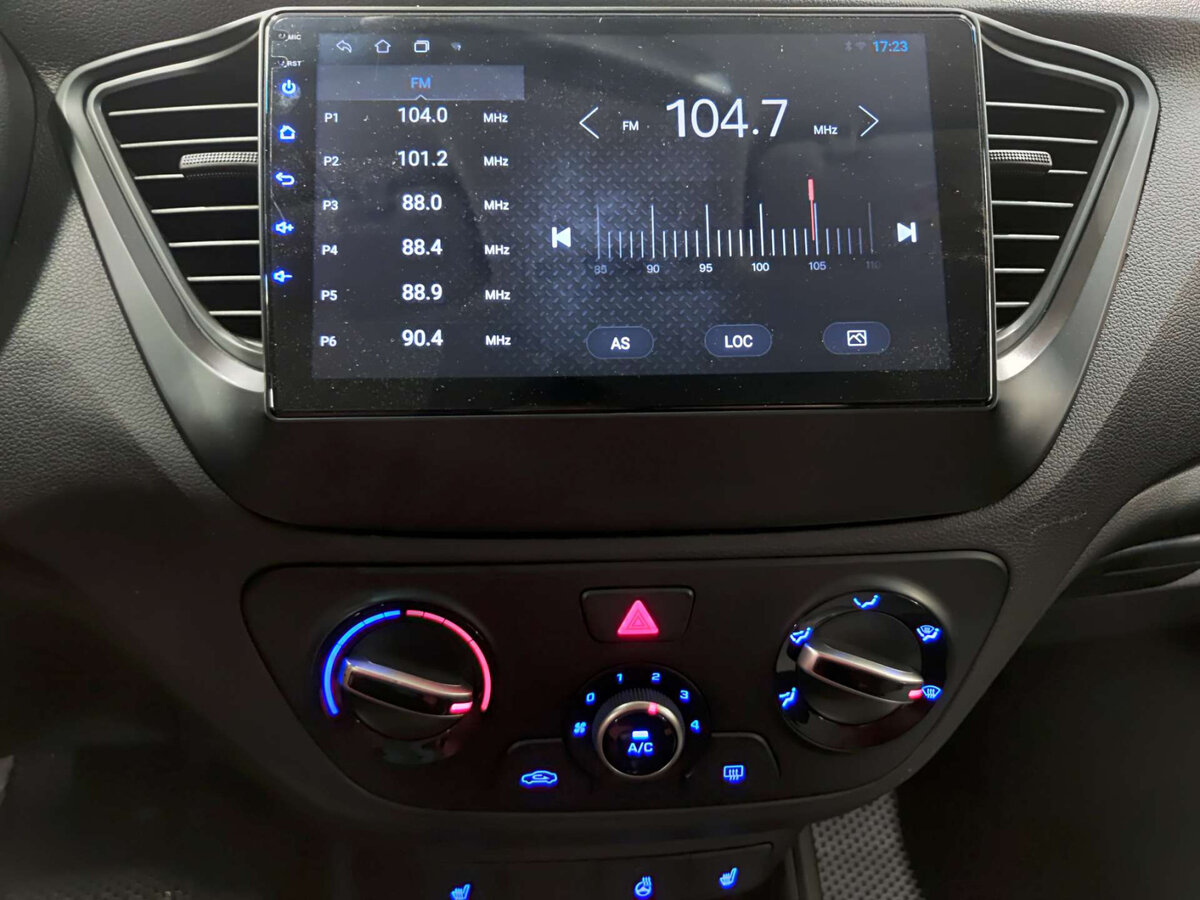 Купить Hyundai Solaris с пробегом. Фото: #14