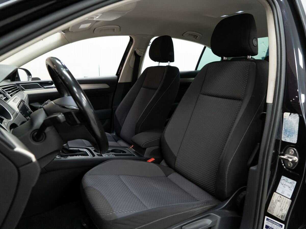 Купить Volkswagen Passat с пробегом. Фото: #5