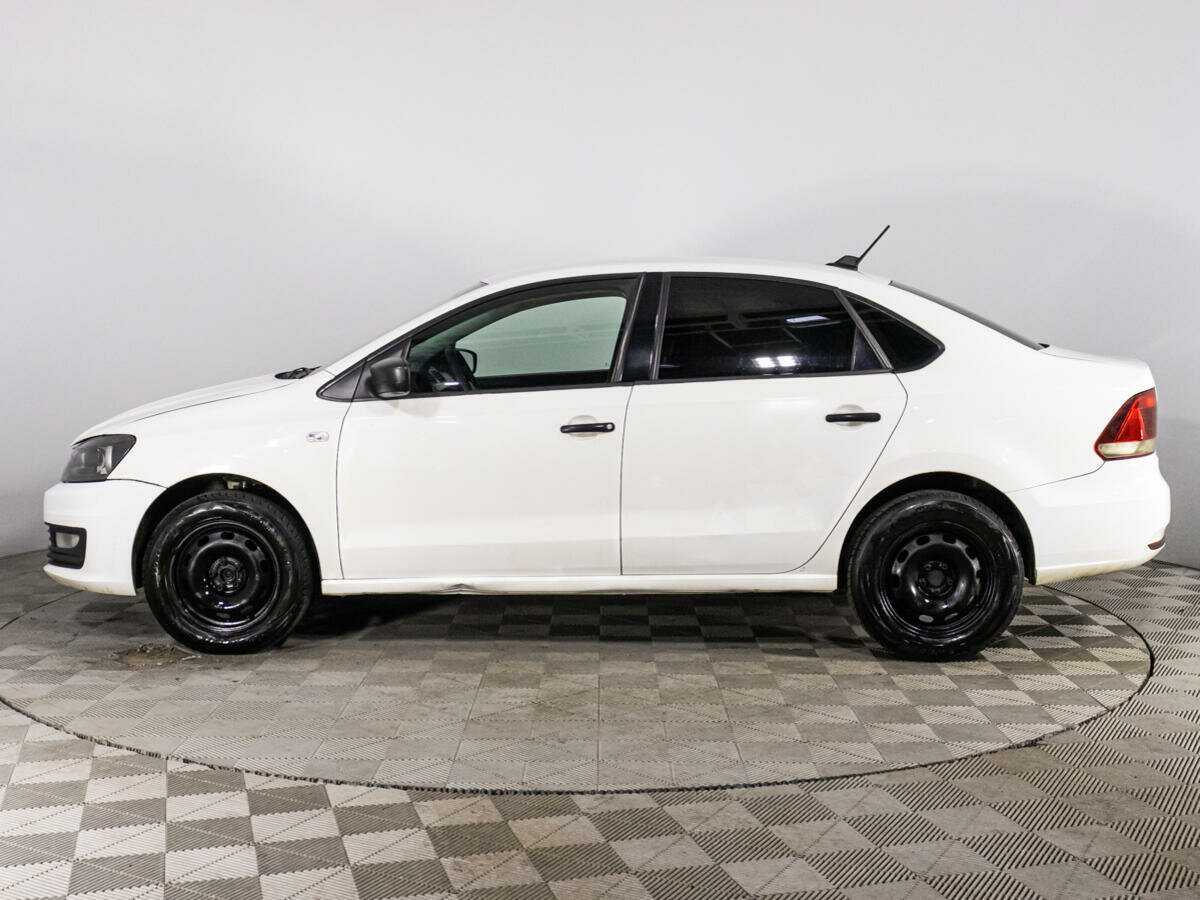 Купить Volkswagen Polo с пробегом. Фото: #4