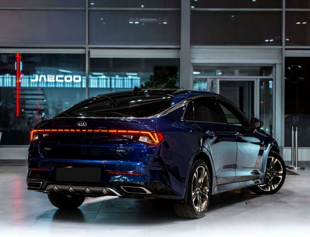 Купить Kia K5 с пробегом. Фото: #2