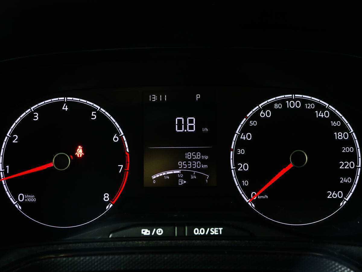 Купить Volkswagen Polo с пробегом. Фото: #10