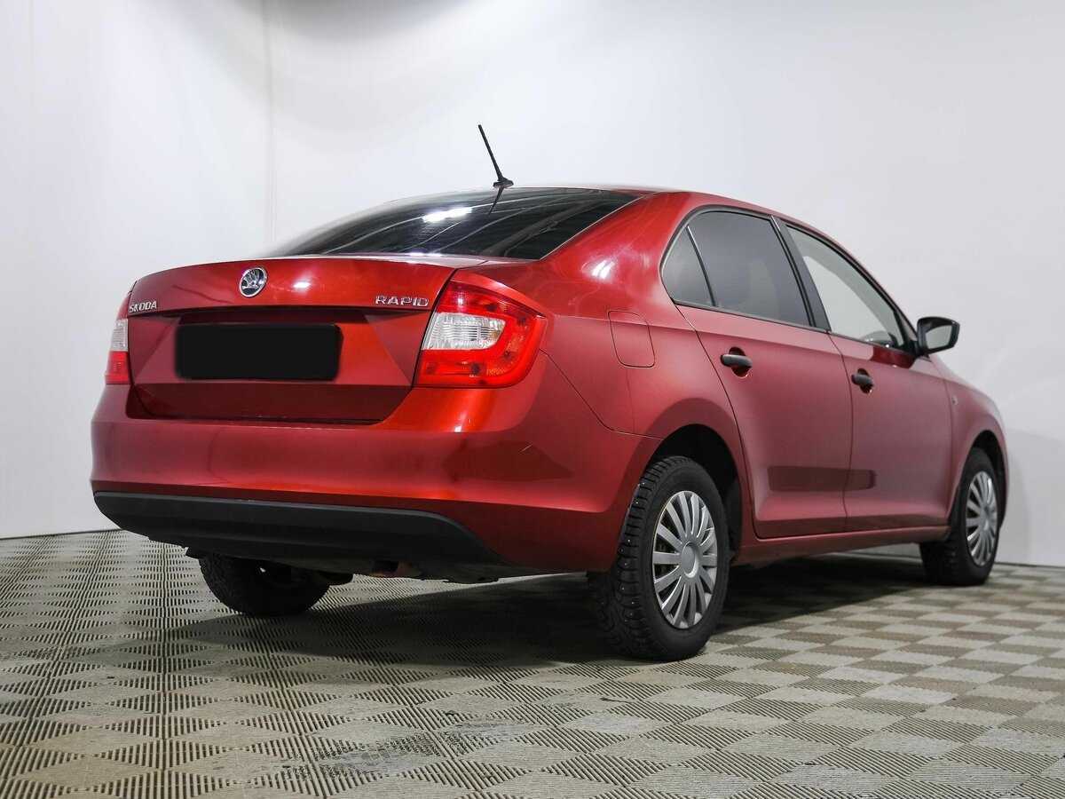 Купить Skoda Rapid с пробегом. Фото: #3