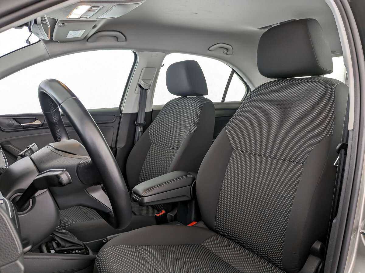 Купить Volkswagen Polo с пробегом. Фото: #18