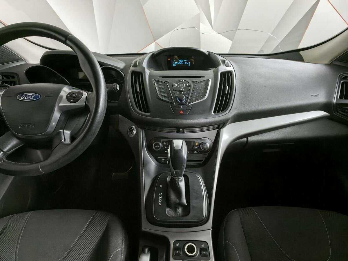Купить Ford Kuga с пробегом. Фото: #9