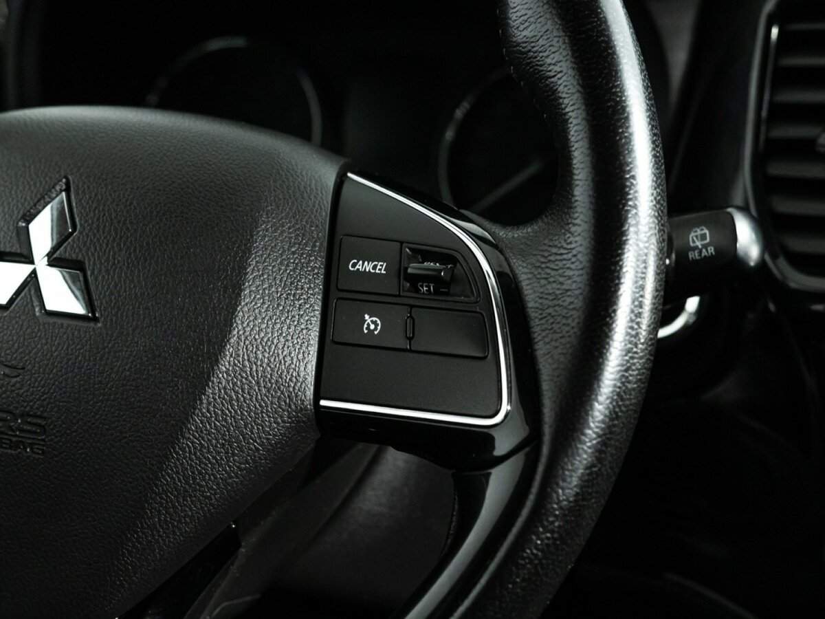 Купить Mitsubishi Outlander с пробегом. Фото: #18