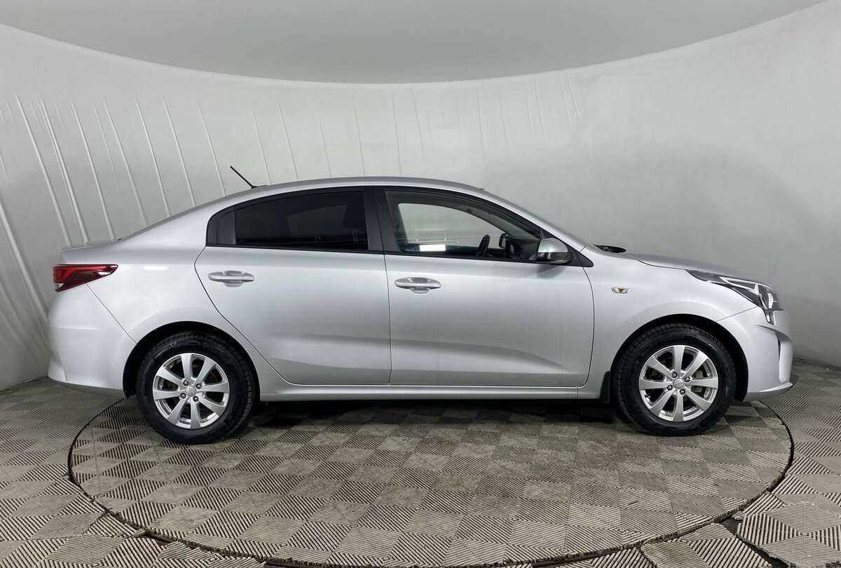 Купить Kia Rio с пробегом. Фото: #3