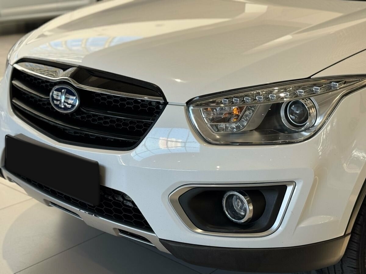 Купить FAW Besturn X80 с пробегом. Фото: #3