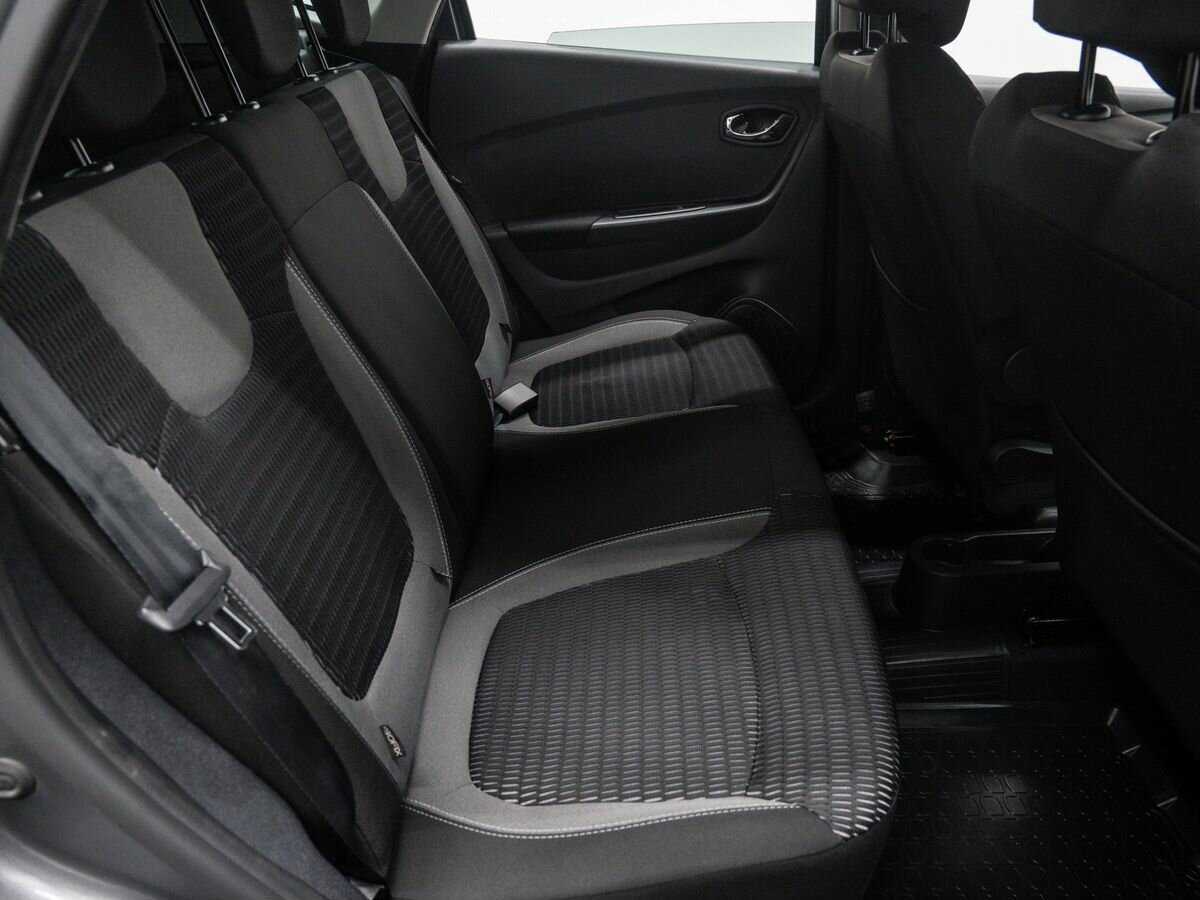 Купить Renault Kaptur с пробегом. Фото: #8