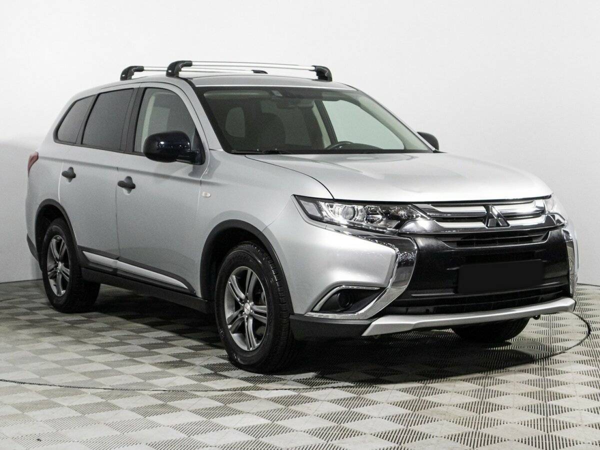 Купить Mitsubishi Outlander с пробегом. Фото: #2