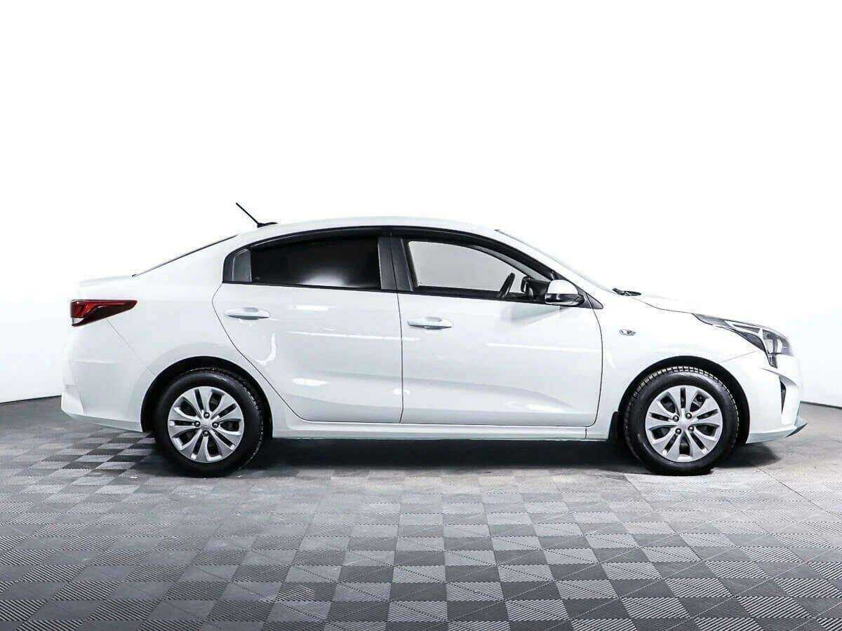 Купить Kia Rio с пробегом. Фото: #3