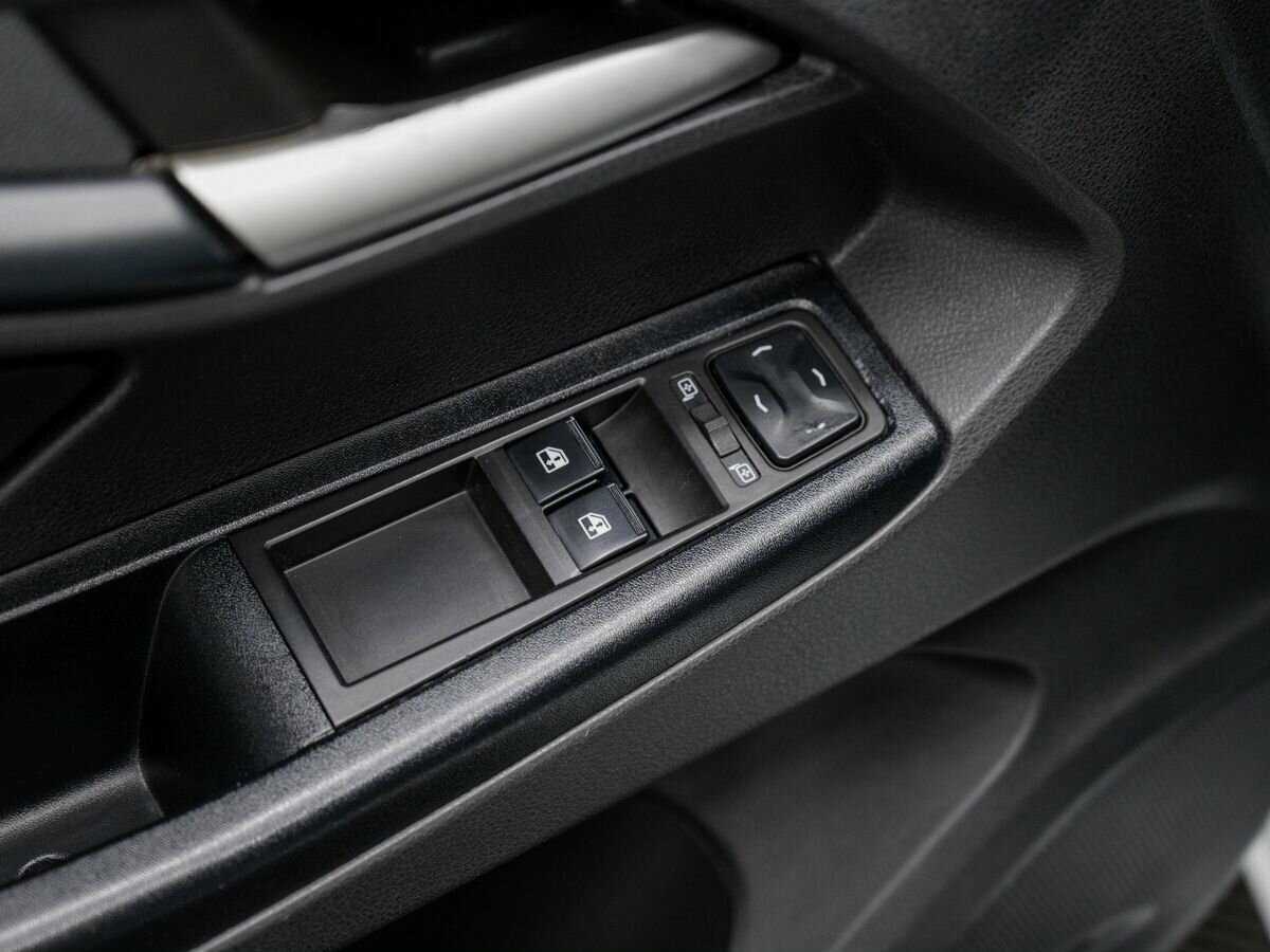 Купить Lada (ВАЗ) Vesta с пробегом. Фото: #14