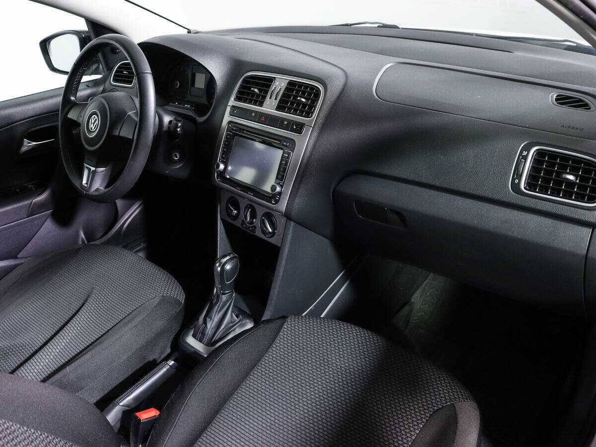 Купить Volkswagen Polo с пробегом. Фото: #9