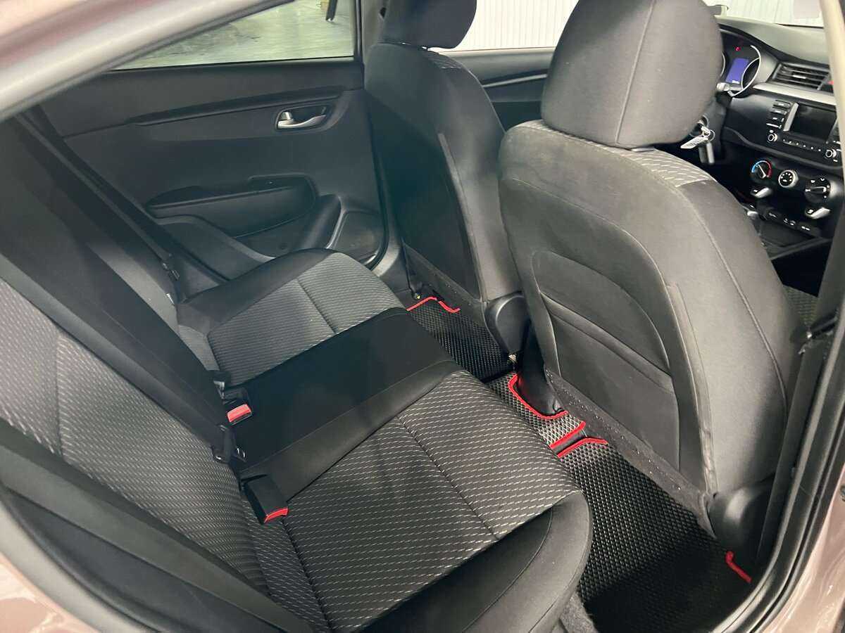 Купить Kia Rio с пробегом. Фото: #17