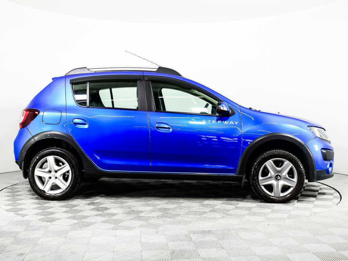 Купить Renault Sandero с пробегом. Фото: #3