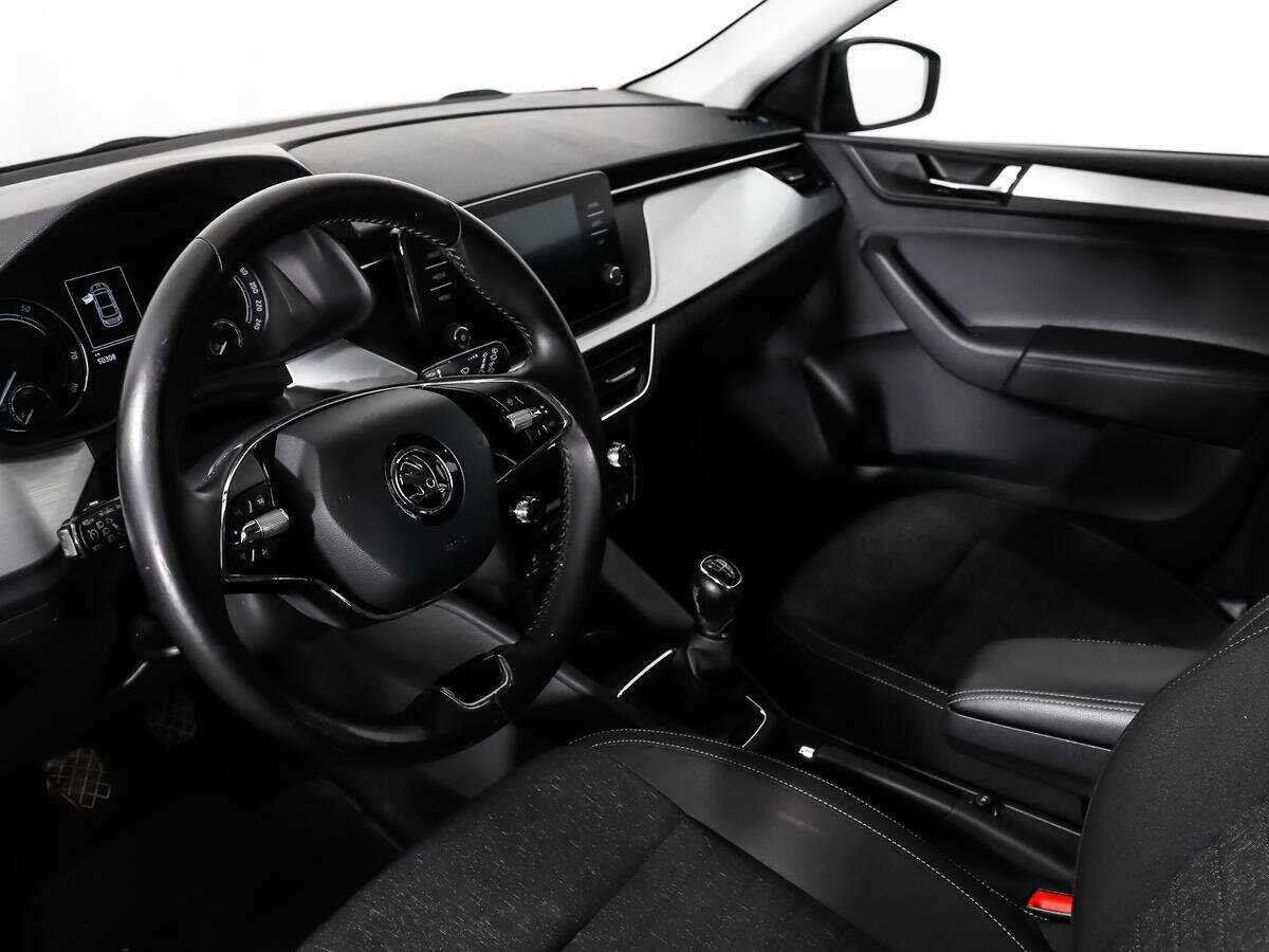 Купить Skoda Rapid с пробегом. Фото: #8