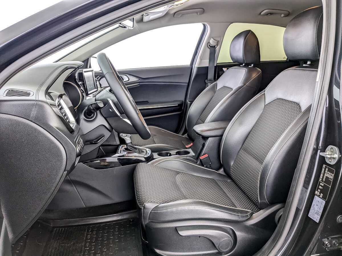Купить Kia Ceed с пробегом. Фото: #15