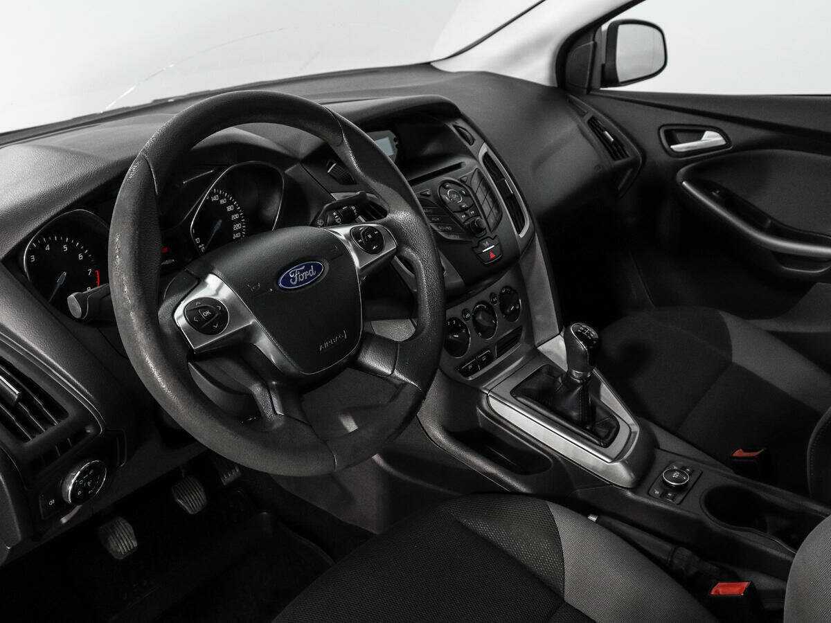 Купить Ford Focus с пробегом. Фото: #8