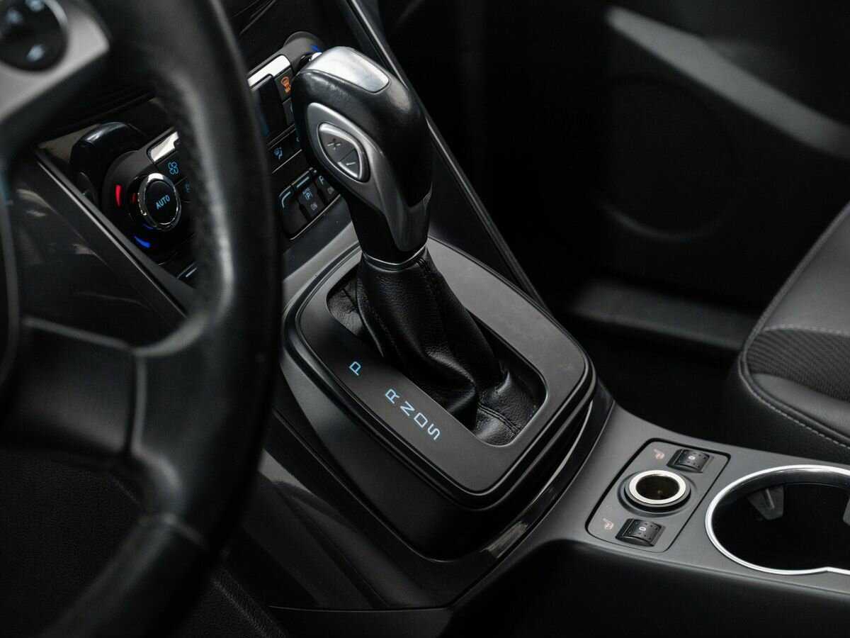 Купить Ford Kuga с пробегом. Фото: #13