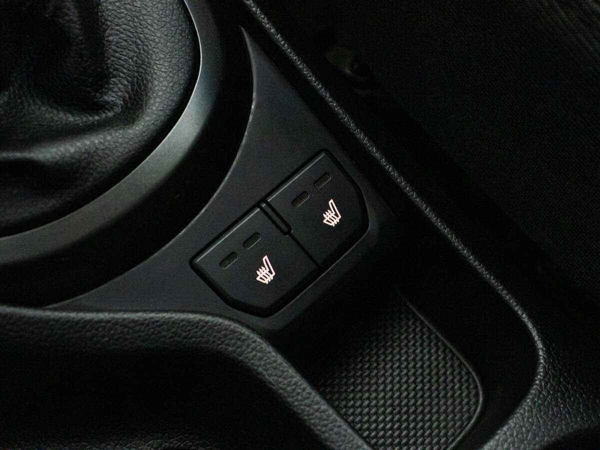 Купить Kia Rio с пробегом. Фото: #15