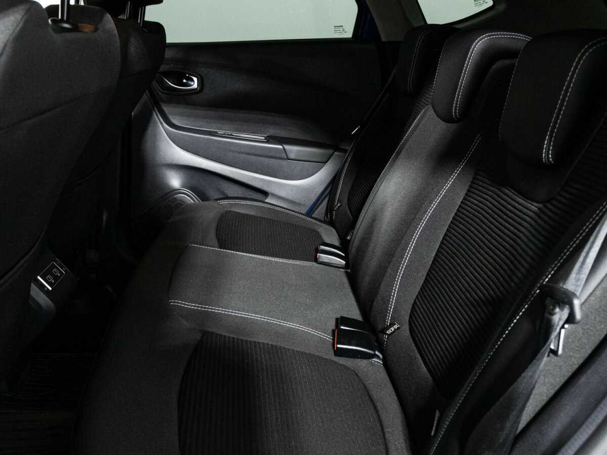 Купить Renault Kaptur с пробегом. Фото: #9