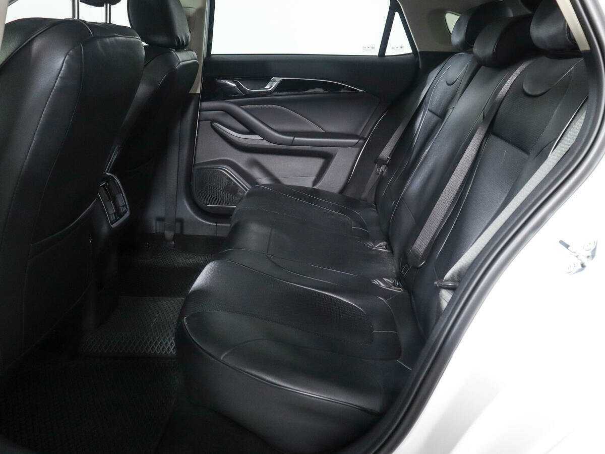 Купить FAW Bestune B70 с пробегом. Фото: #8