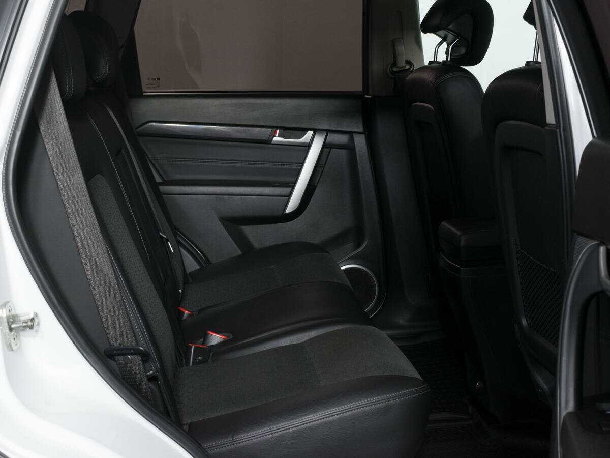 Купить Chevrolet Captiva с пробегом. Фото: #9