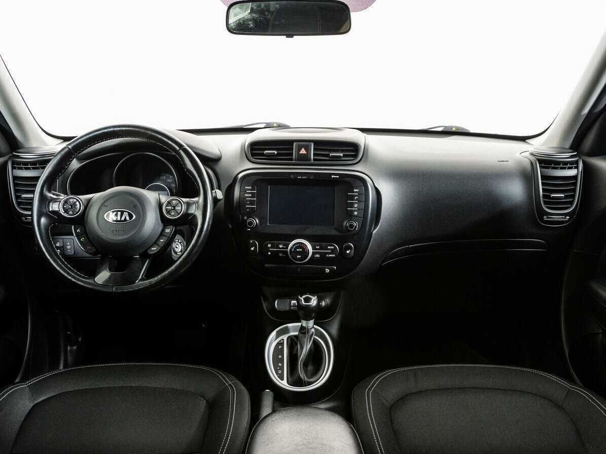 Купить Kia Soul с пробегом. Фото: #9