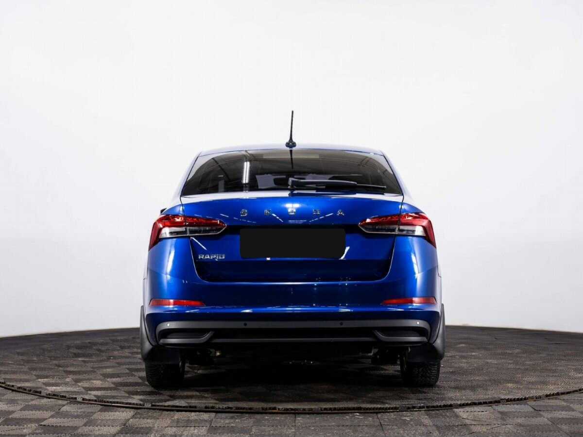 Купить Skoda Rapid с пробегом. Фото: #4