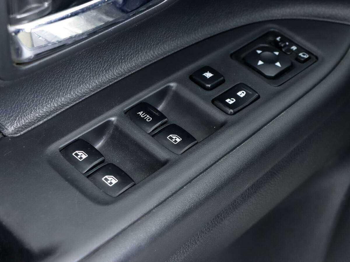 Купить Mitsubishi Outlander с пробегом. Фото: #12