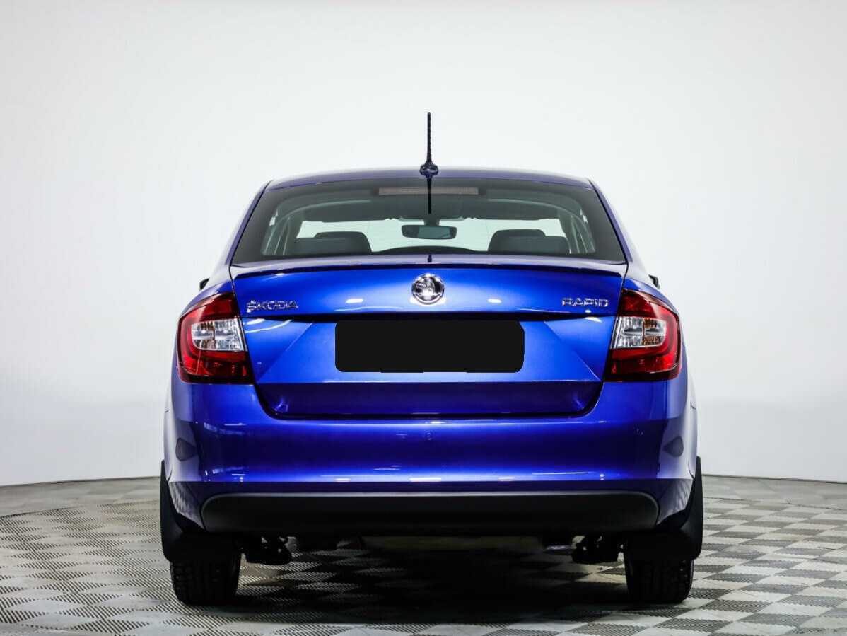 Купить Skoda Rapid с пробегом. Фото: #4