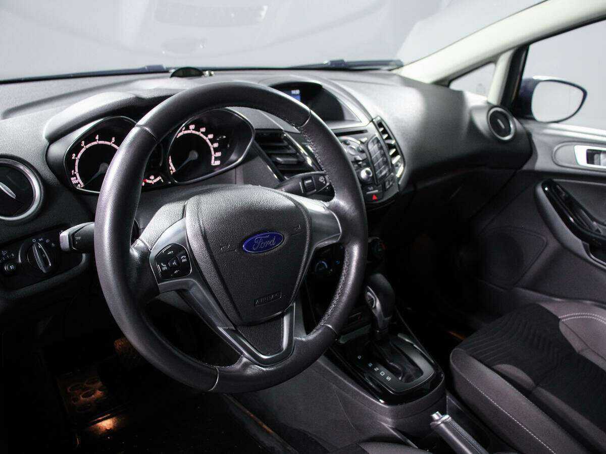 Купить Ford Fiesta с пробегом. Фото: #13